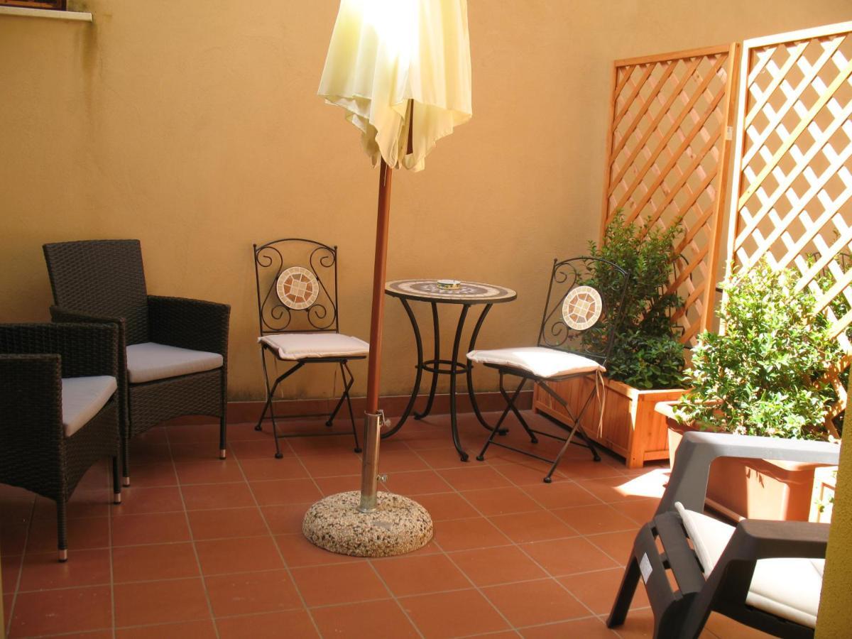 Bed&Bed Tommaso Fazzello Only Rooms Taormina Exterior photo