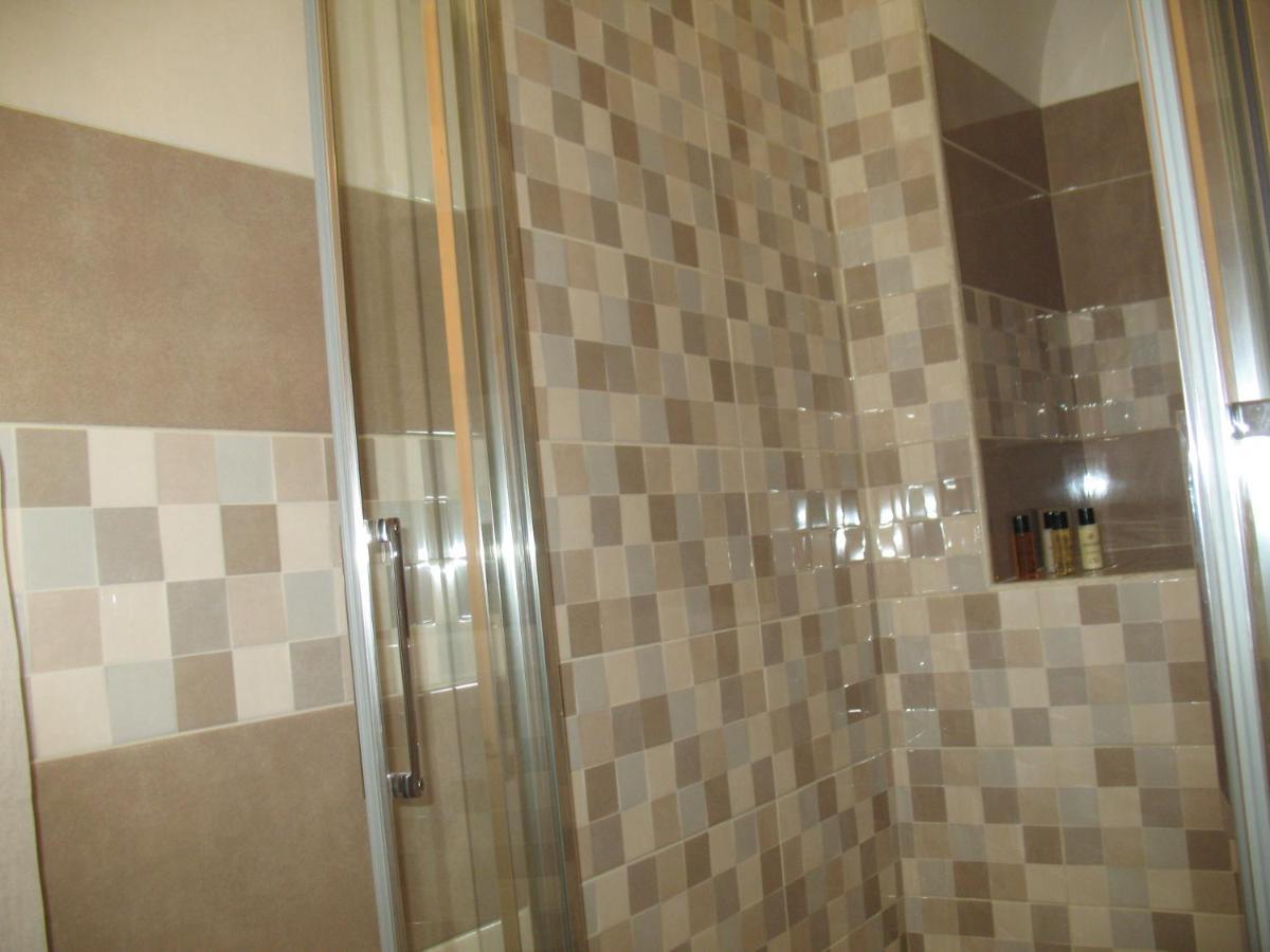 Bed&Bed Tommaso Fazzello Only Rooms Taormina Exterior photo