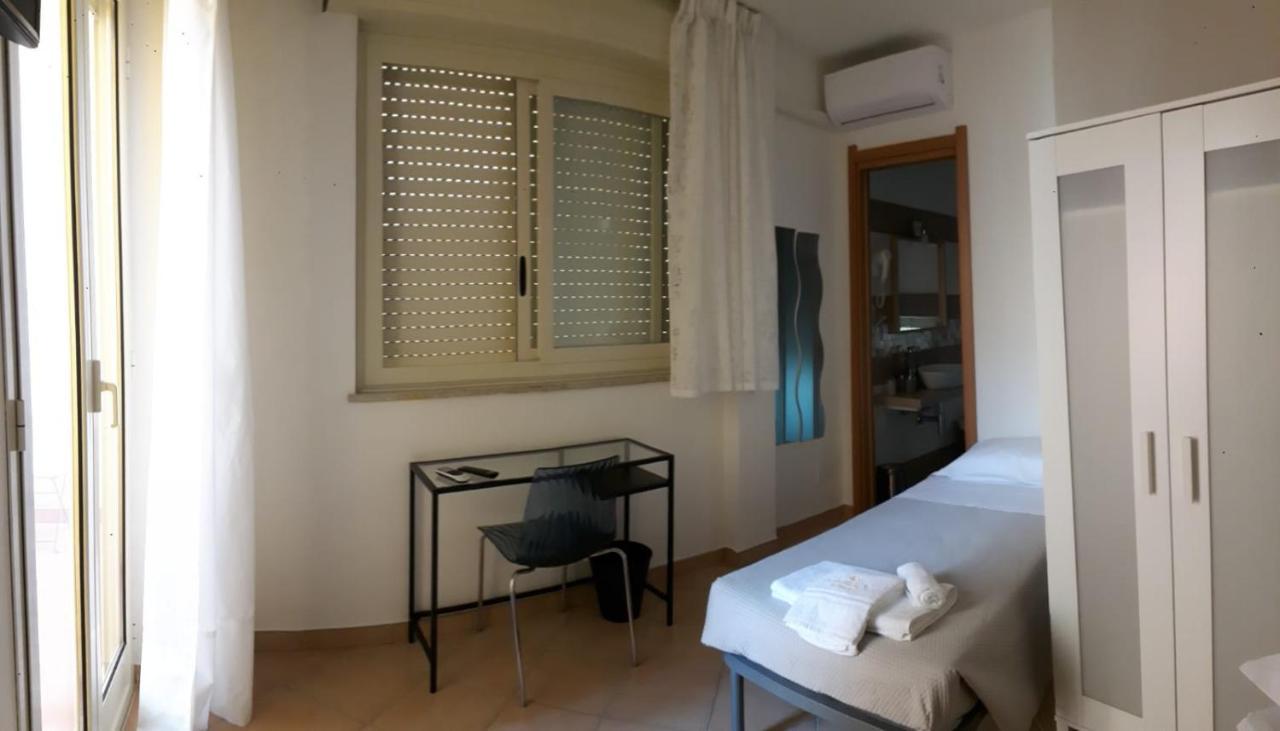 Bed&Bed Tommaso Fazzello Only Rooms Taormina Room photo